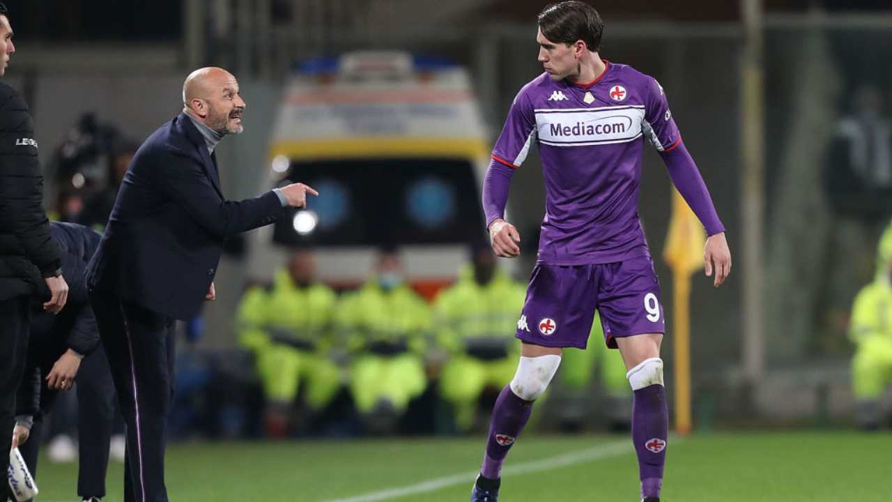 Italiano e Vlahovic napoli fiorentina errore arbitro