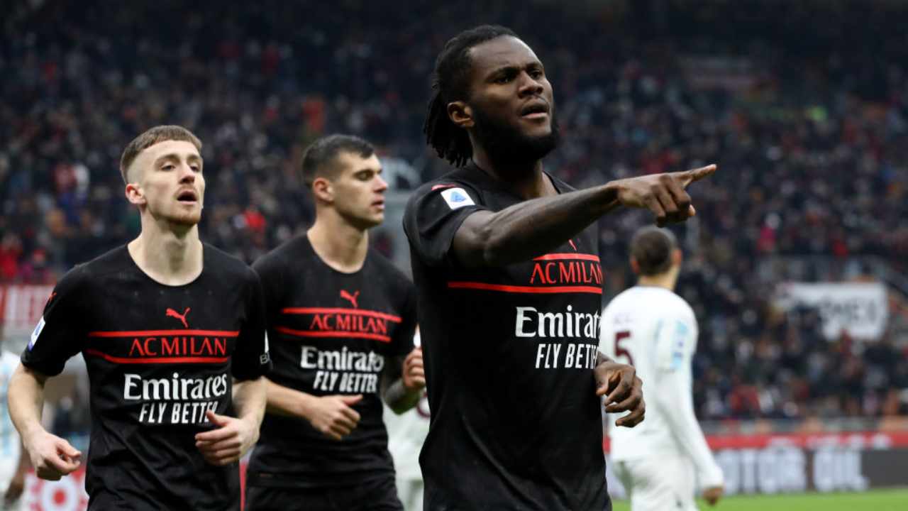 Milan, infortunio per Kessie 