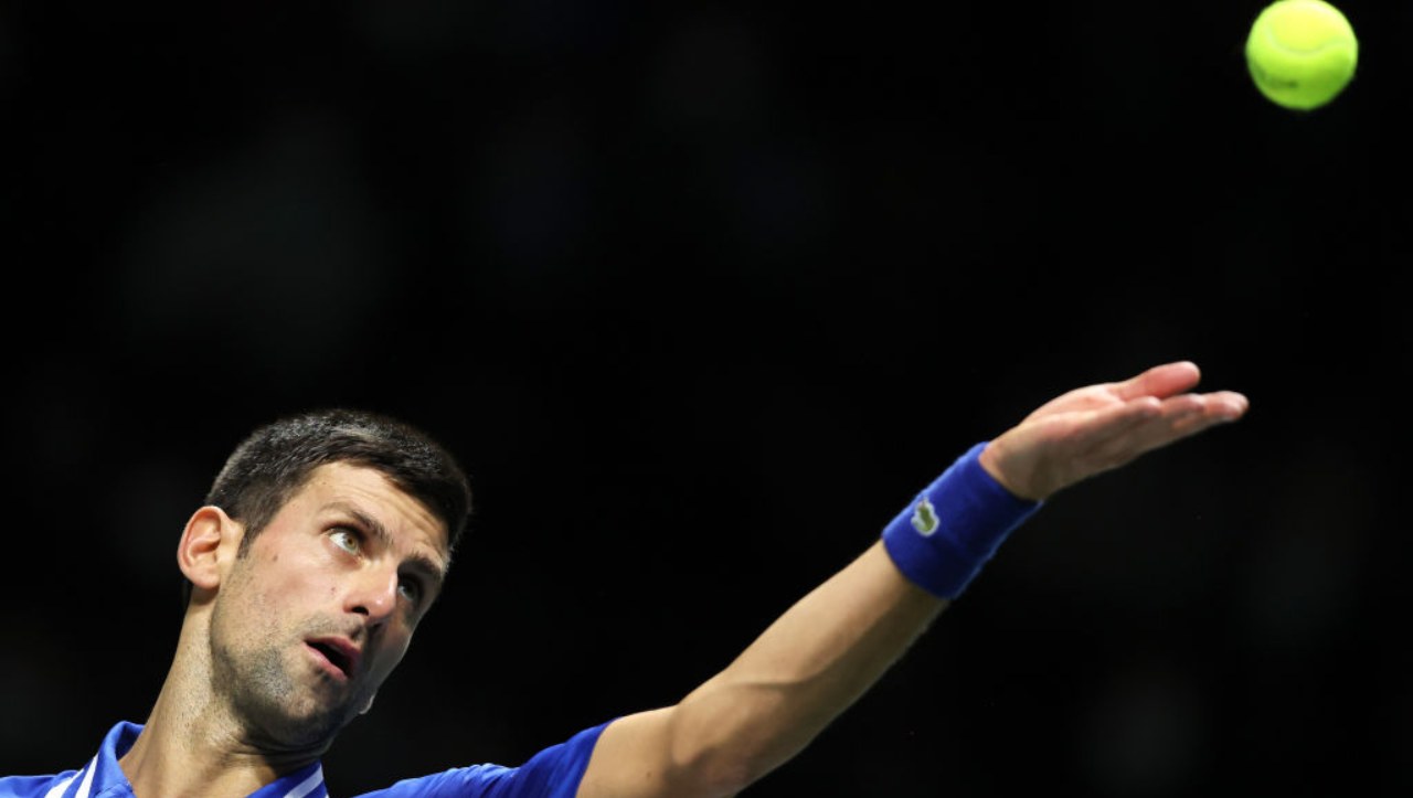 Djokovic fa infuriare tutti