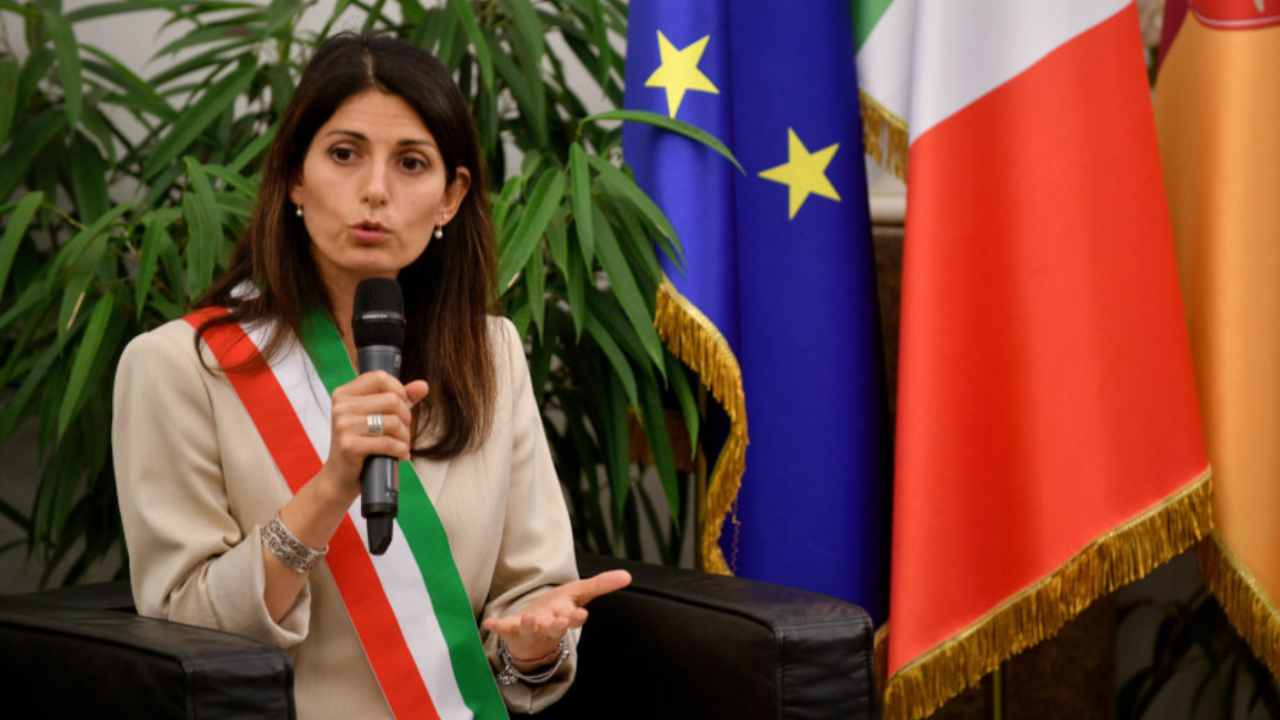 La Raggi risponde a chi l'ha accusata in questi giorni