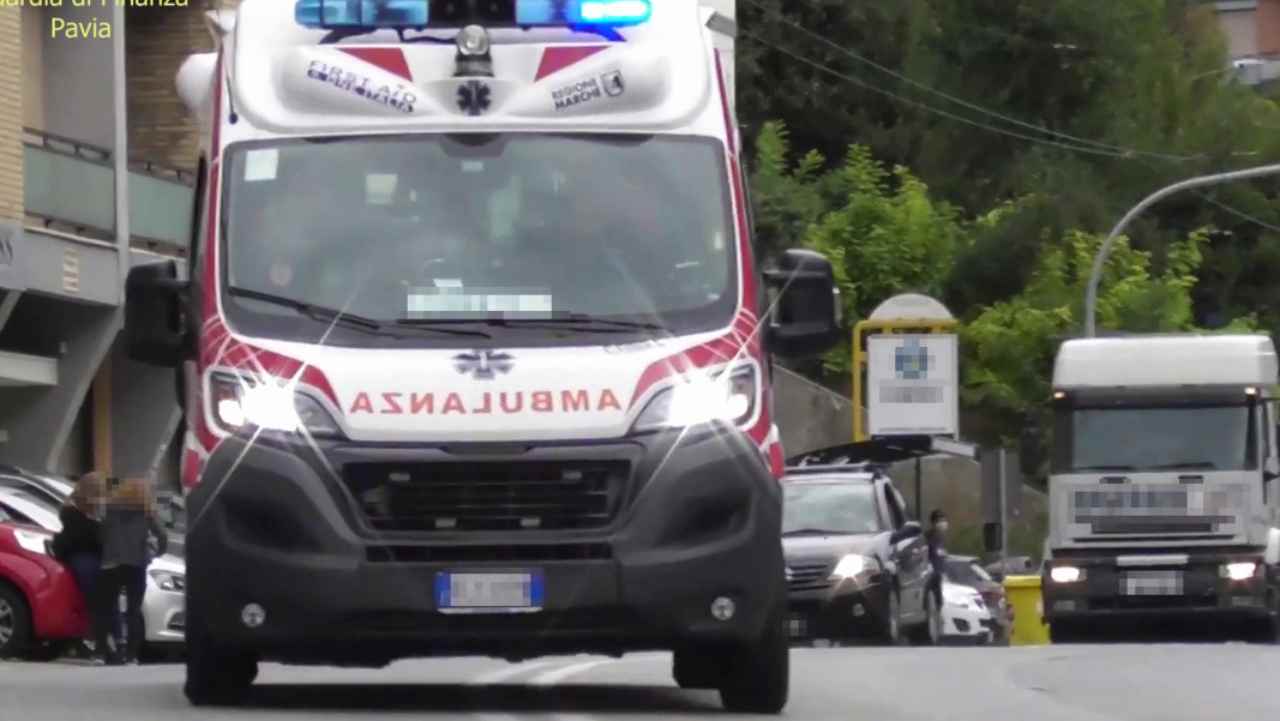 Ambulanza in azione in Friuli