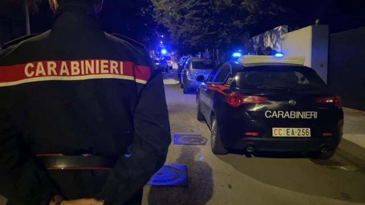 Foggia, carabinieri arrestano tre persone per violenza sessuale di gruppo 