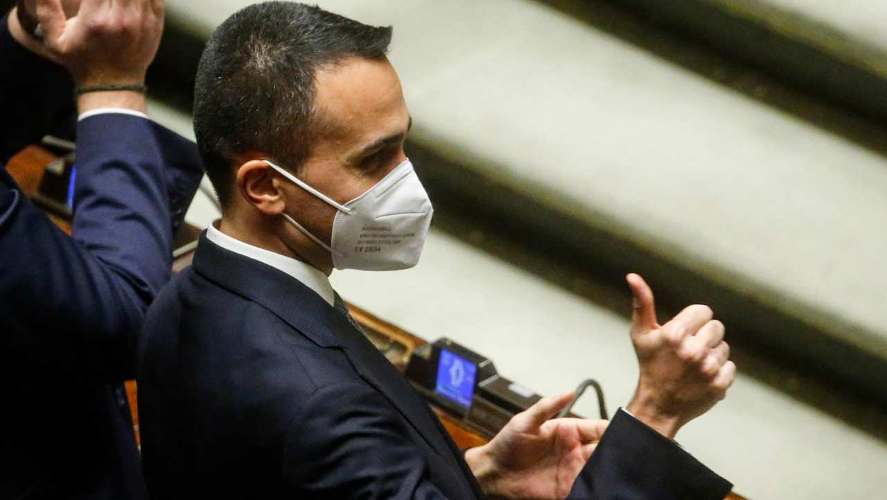 M5S, Di Maio annuncia dimissioni da comitato di garanzia