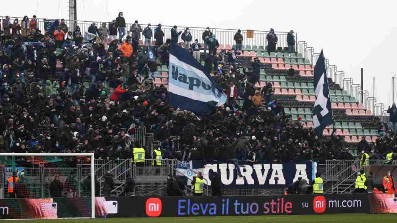 Tifosi del Napoli caricano la squadra a poche ore dal big match