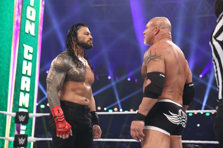 Roman Reigns vs Goldberg