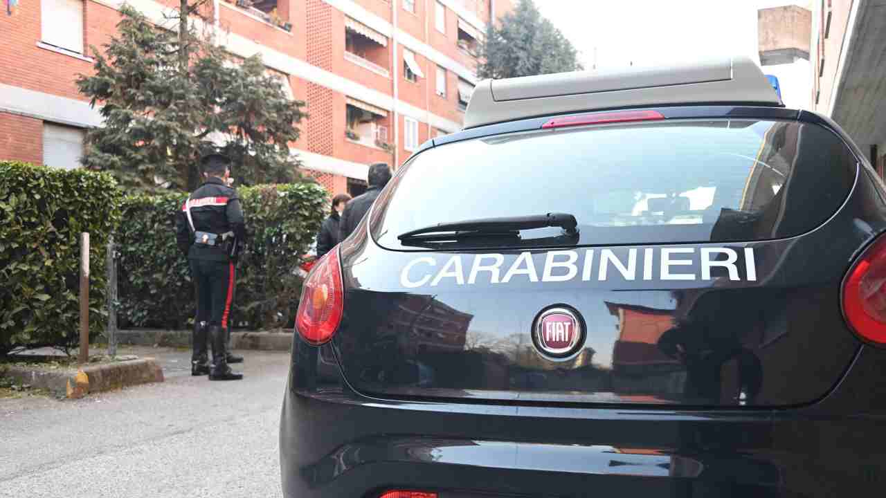 Carabinieri indagano sulla morte di un 22enne trevigiano 