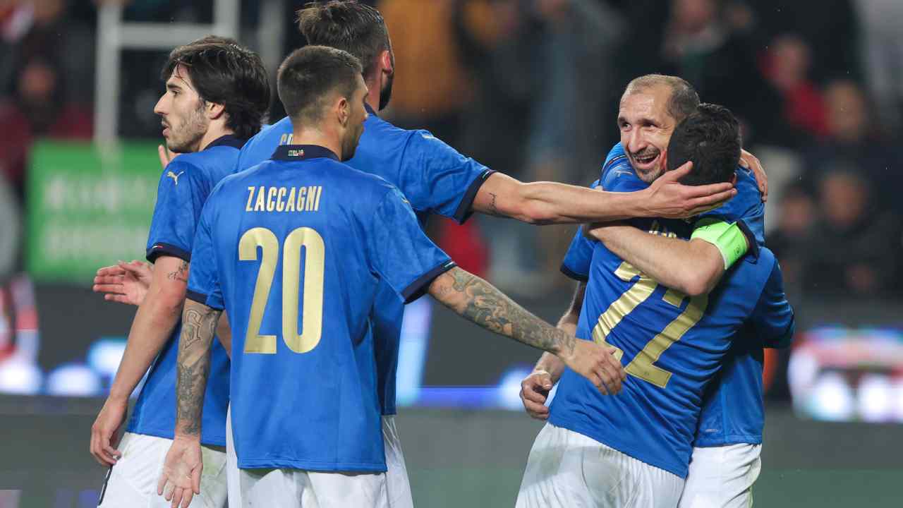 Nazionale italiana festeggia la vittoria in Turchia