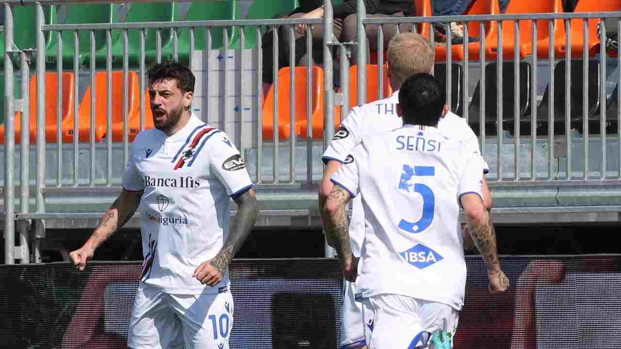 Ciccio Caputo segna il gol dello 0-1 contro il Venezia