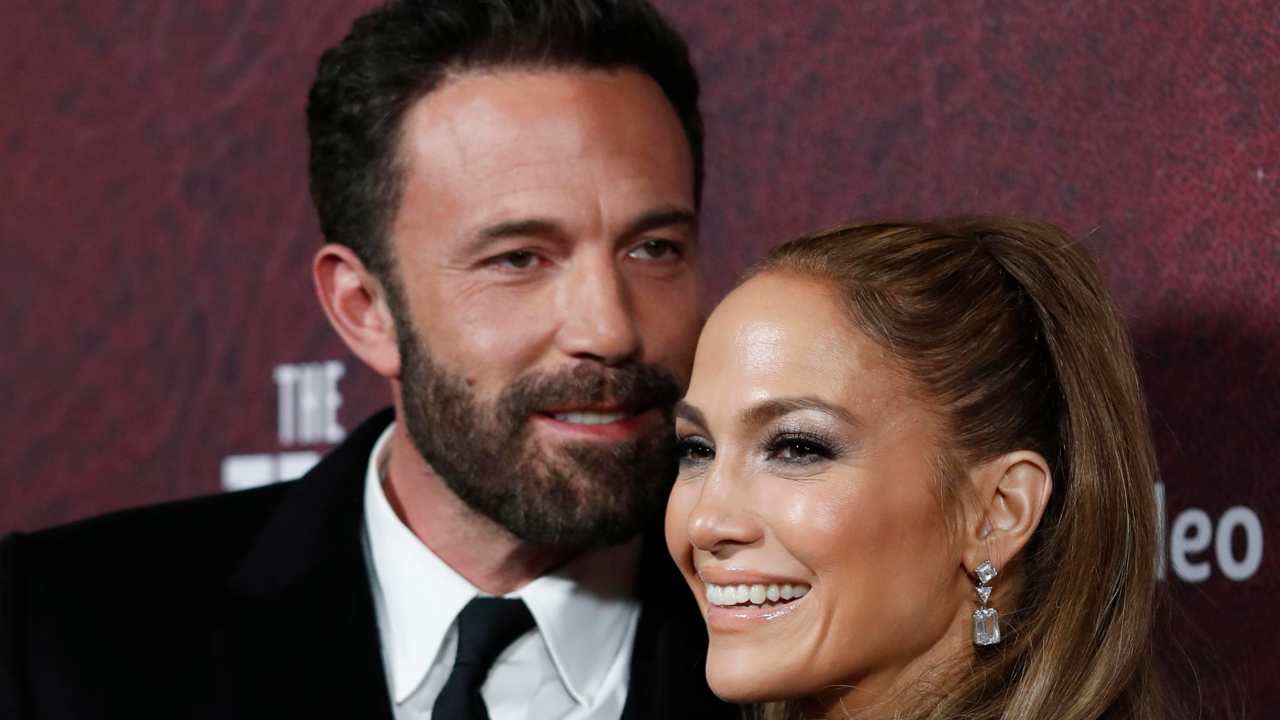 Accordo prematrimoniale molto hot tra Affleck e la Lopez