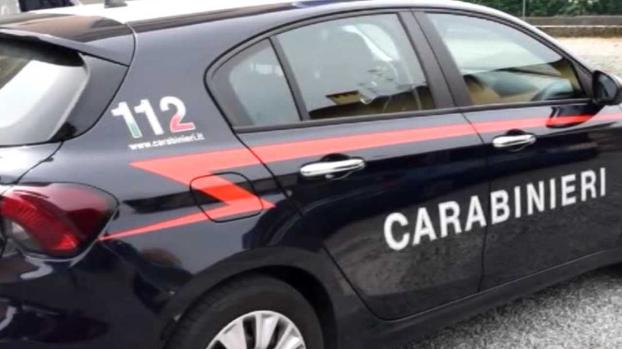 Aggressione ai carabinieri durante Varese e Bologna