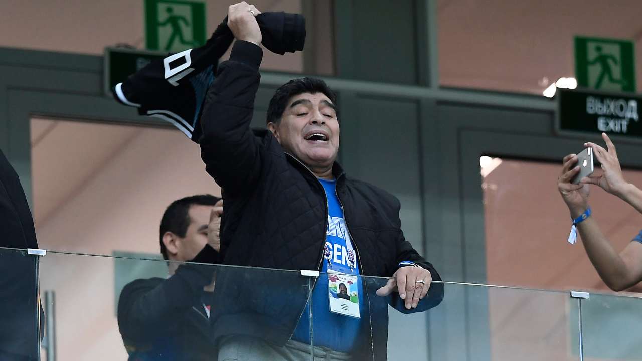 Rinviati a giudizio medico e staff sanitario di Maradona