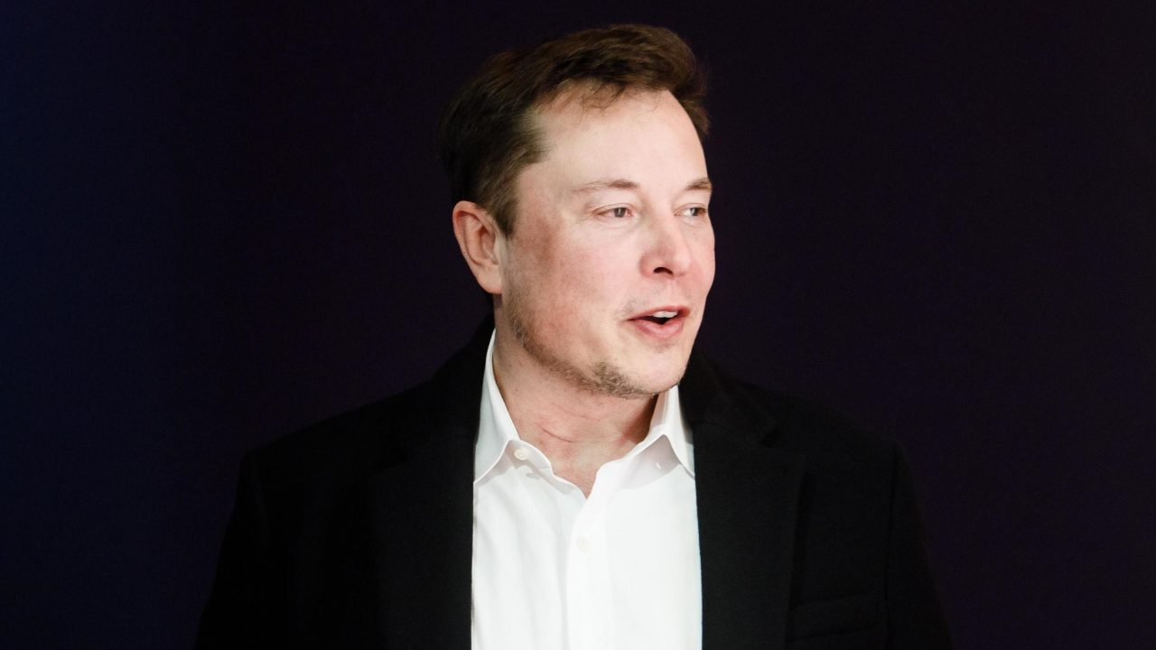 Elon Musk pronto ad impadronirsi di Twitter