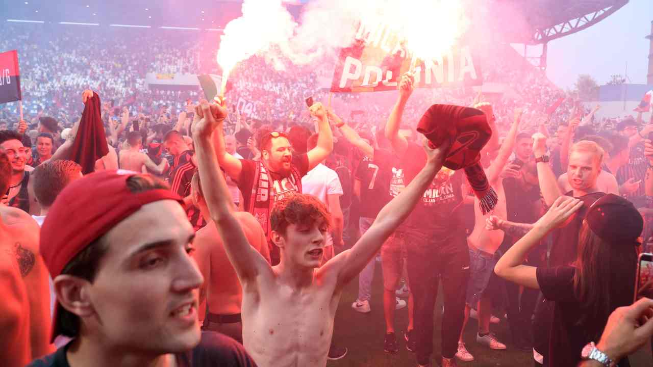 Invasione tifosi del Milan