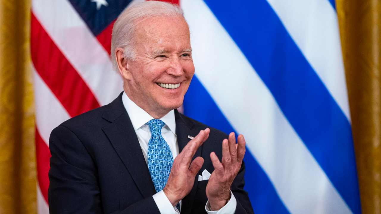 Joe Biden dà il suo ok per voli commerciali per Cuba