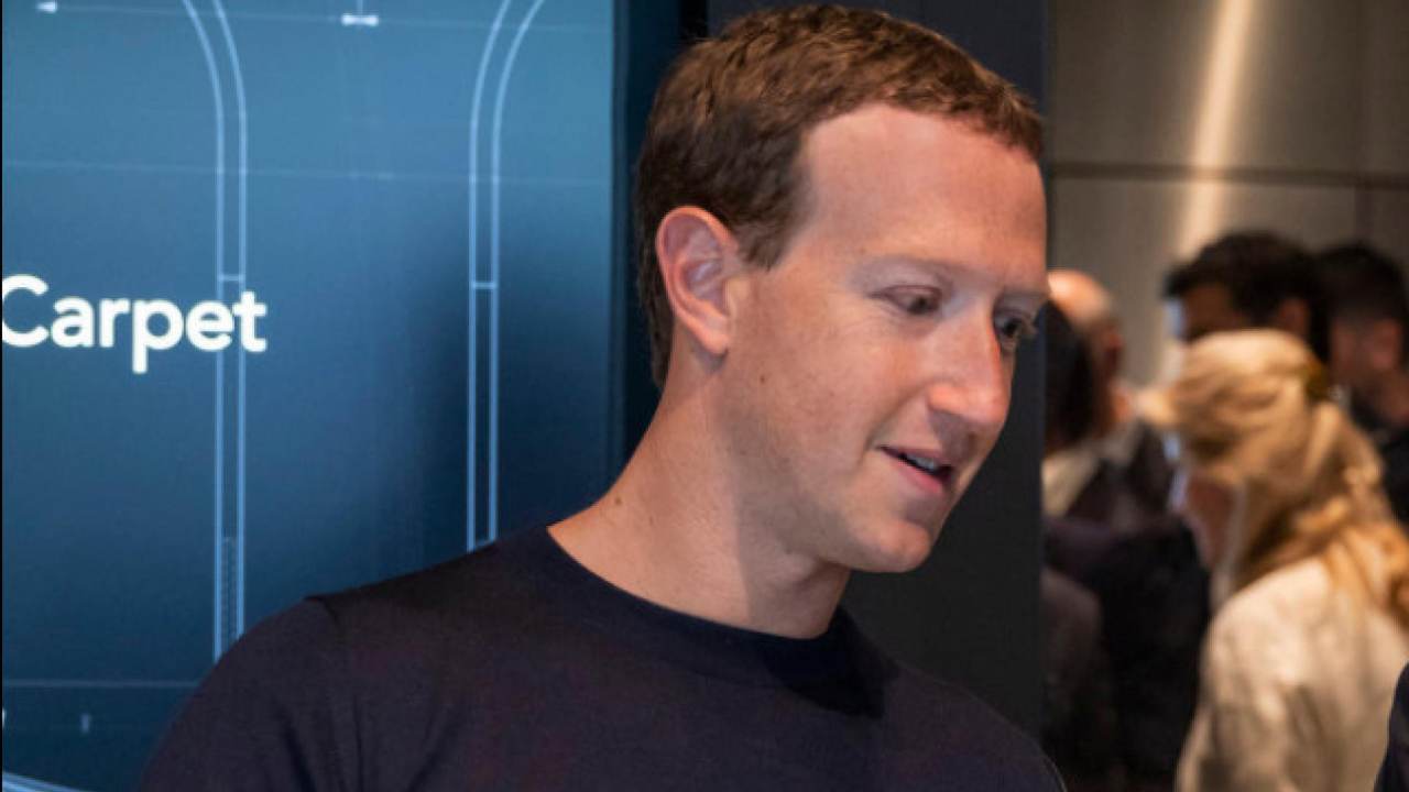 Continua il tour di Zuckerberg in Italia