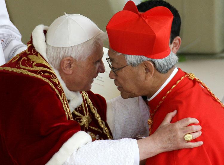 benedetto xvi e joseph zen