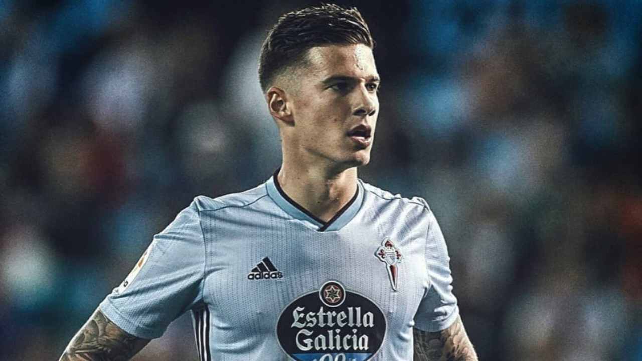 Santi Mina