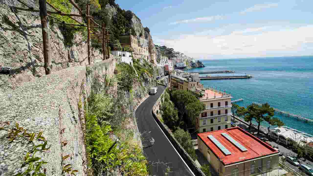 Amalfi, crollo terrazzamenti