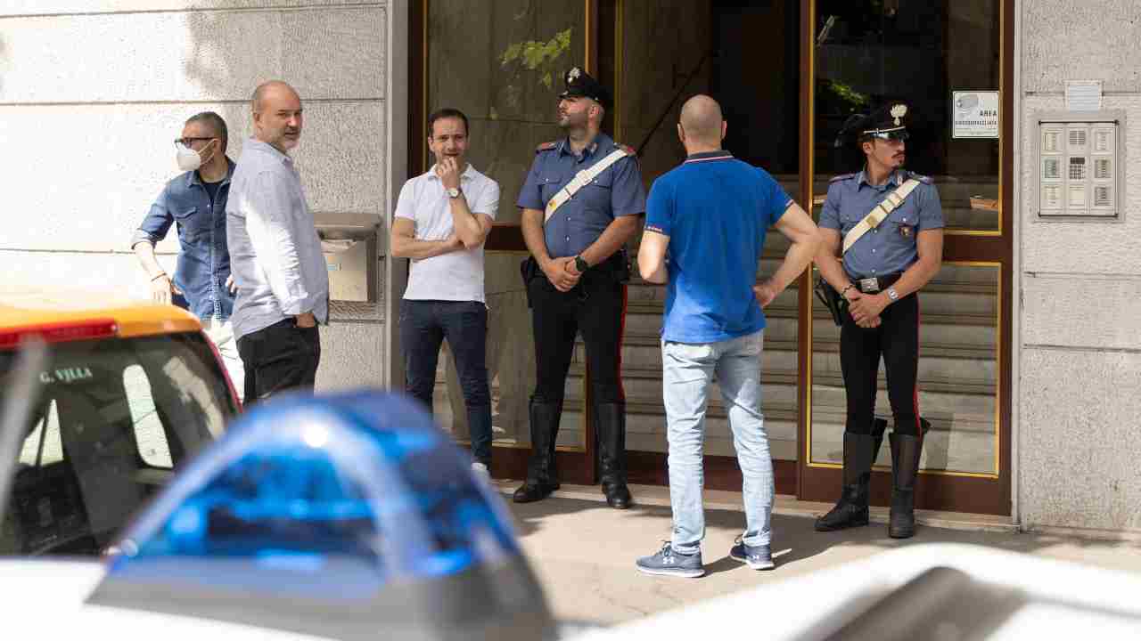 Carabinieri bambina rapita