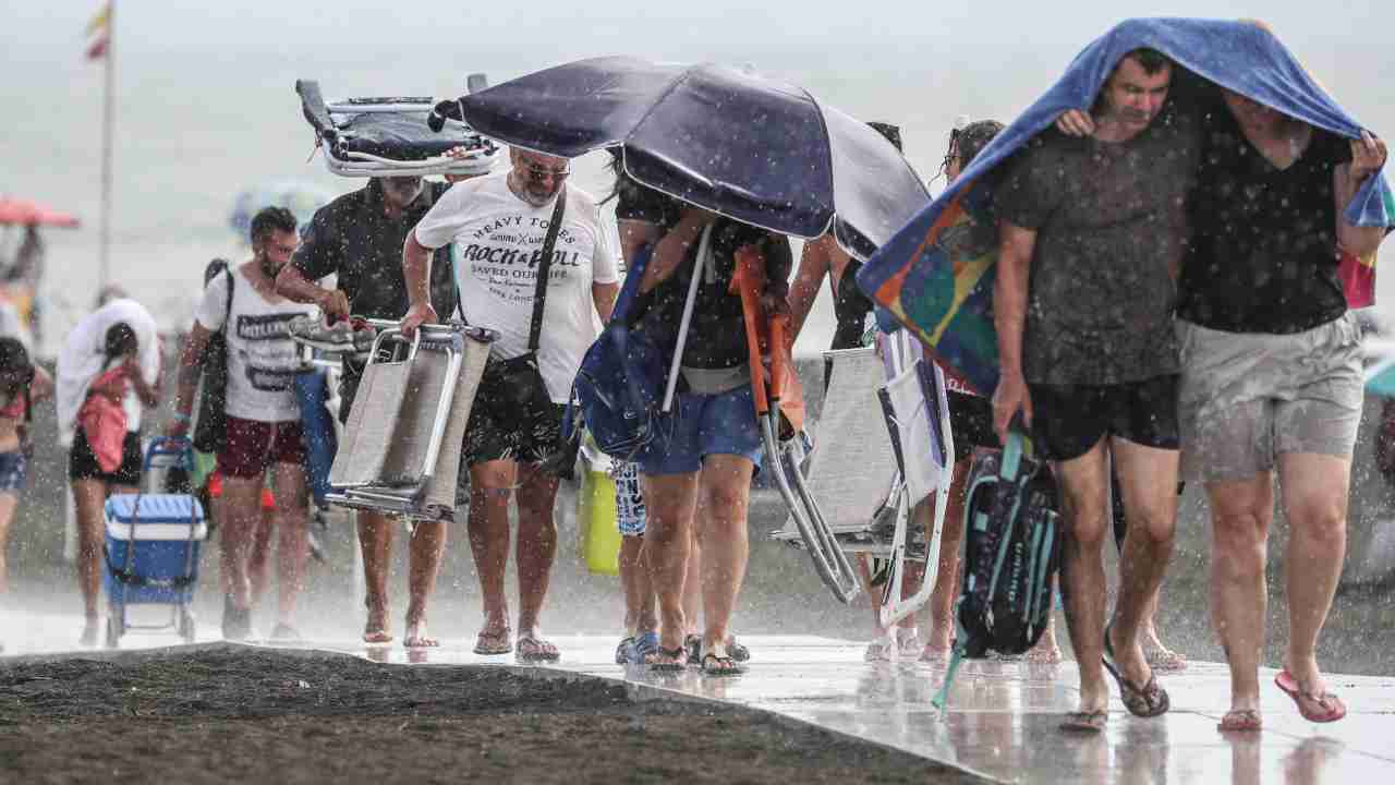 Meteo decisamente fuori controllo: fenomeno mai accaduto