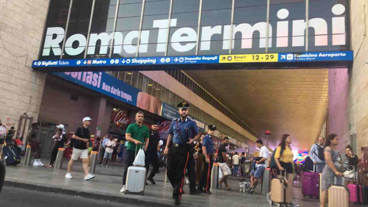 Tragedia alla stazione Termini di Roma