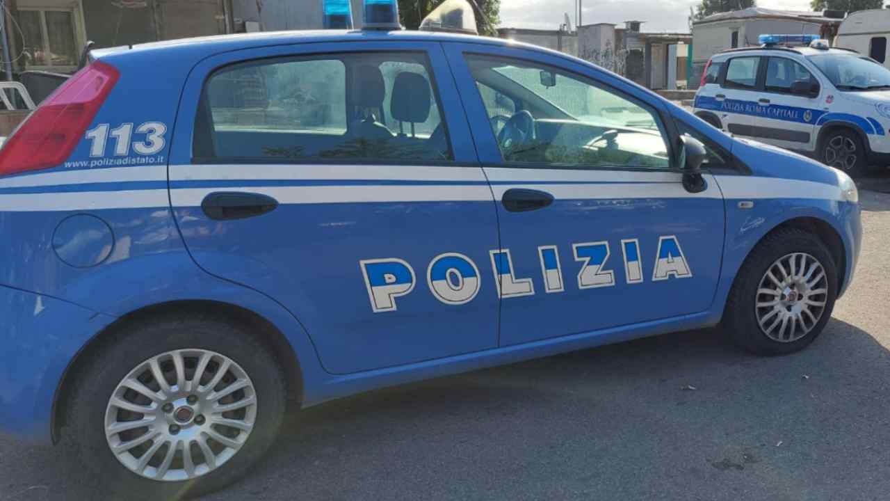 Adescava minorenni sui socia, arrestato pedofilo