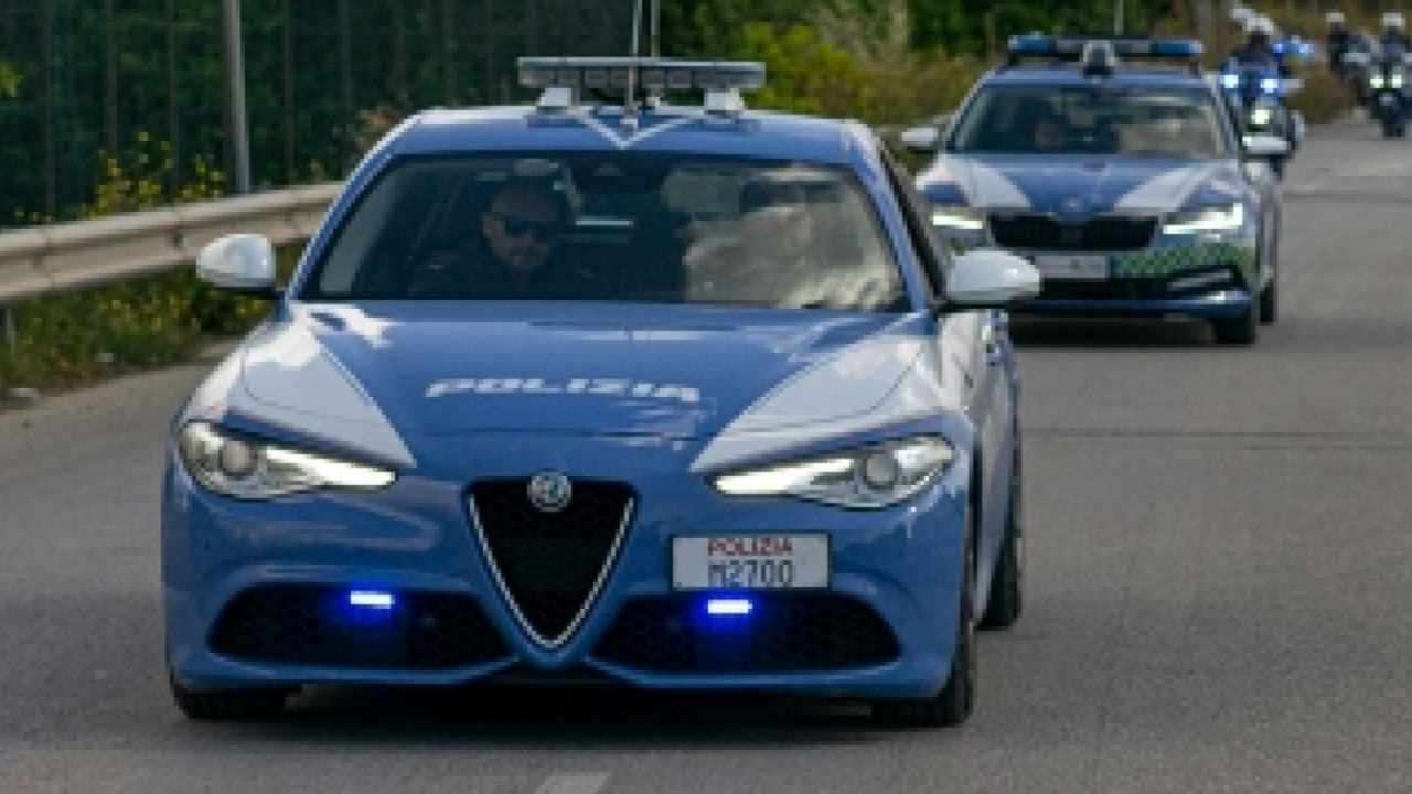 Polizia arresta uomo di 52 anni