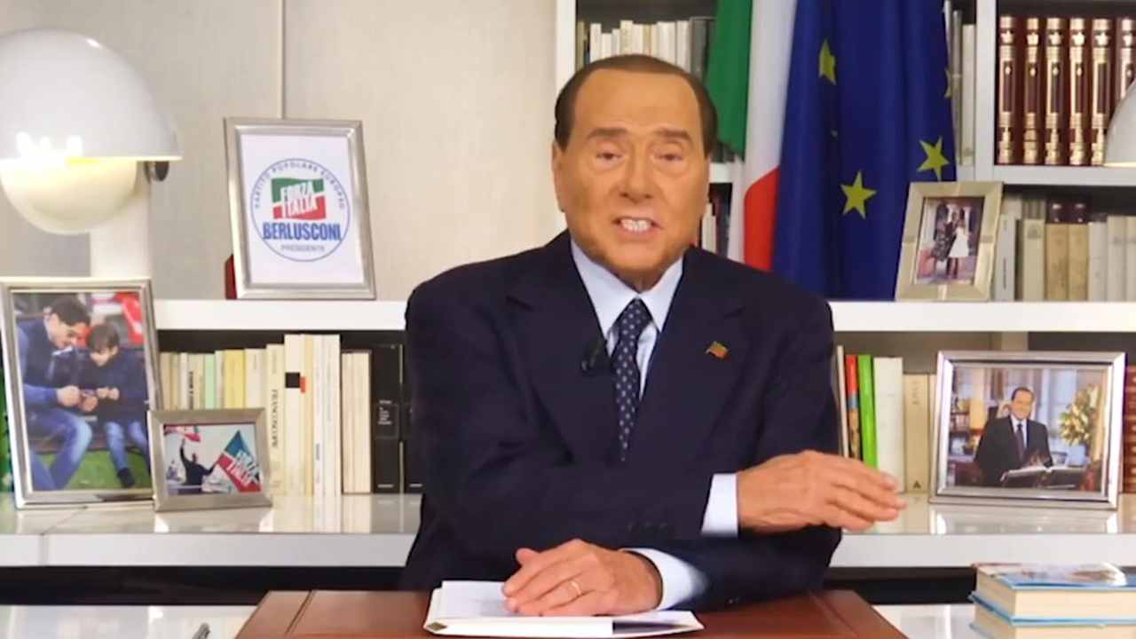 Silvio Berlusconi lancia ex calciatore in Parlamento