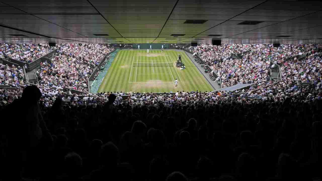 Wimbledon, tifosa cacciata fuori dalla finale