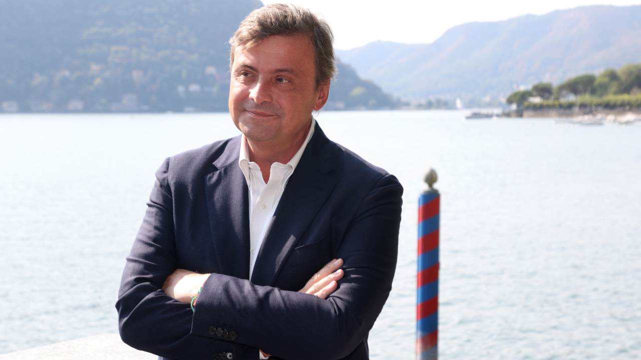 Calenda spiazza tutti