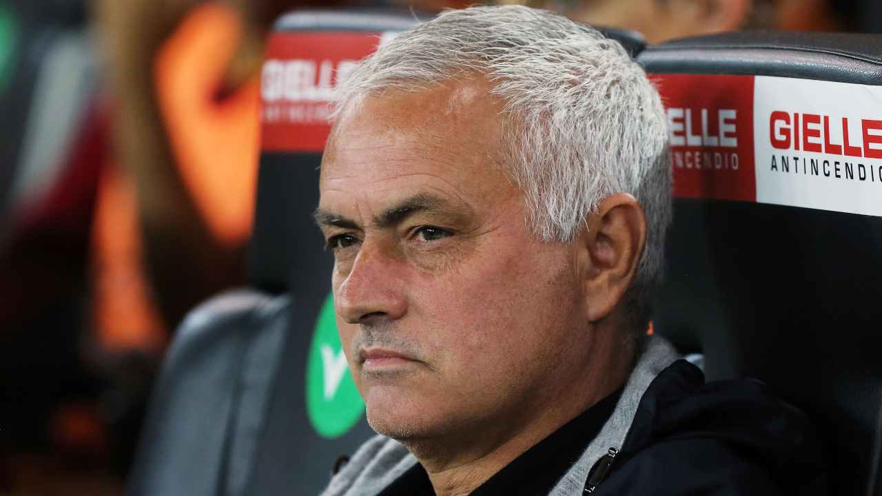 Mourinho si scaglia contro la stampa