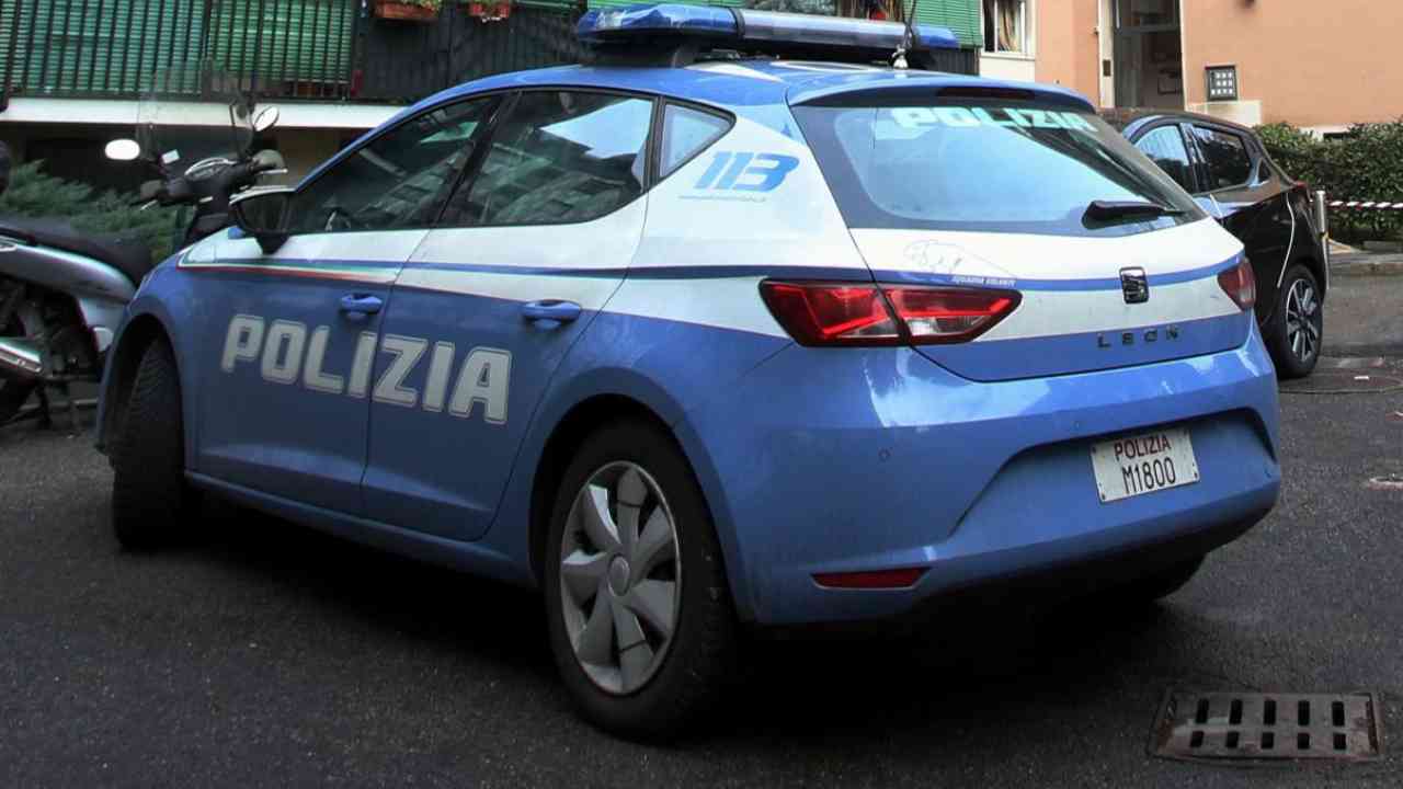 Accoltellata durante la sagra, interviene la polizia