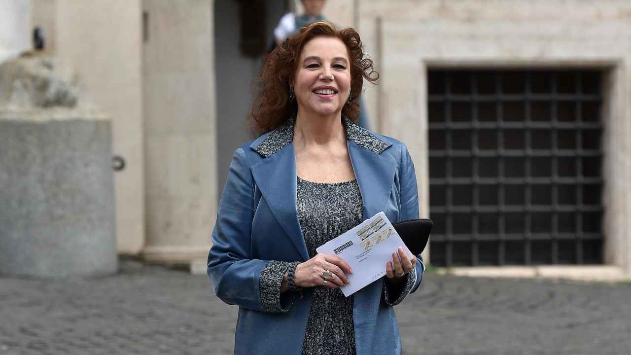 Stefania Sandrelli accuse giocatore Lazio