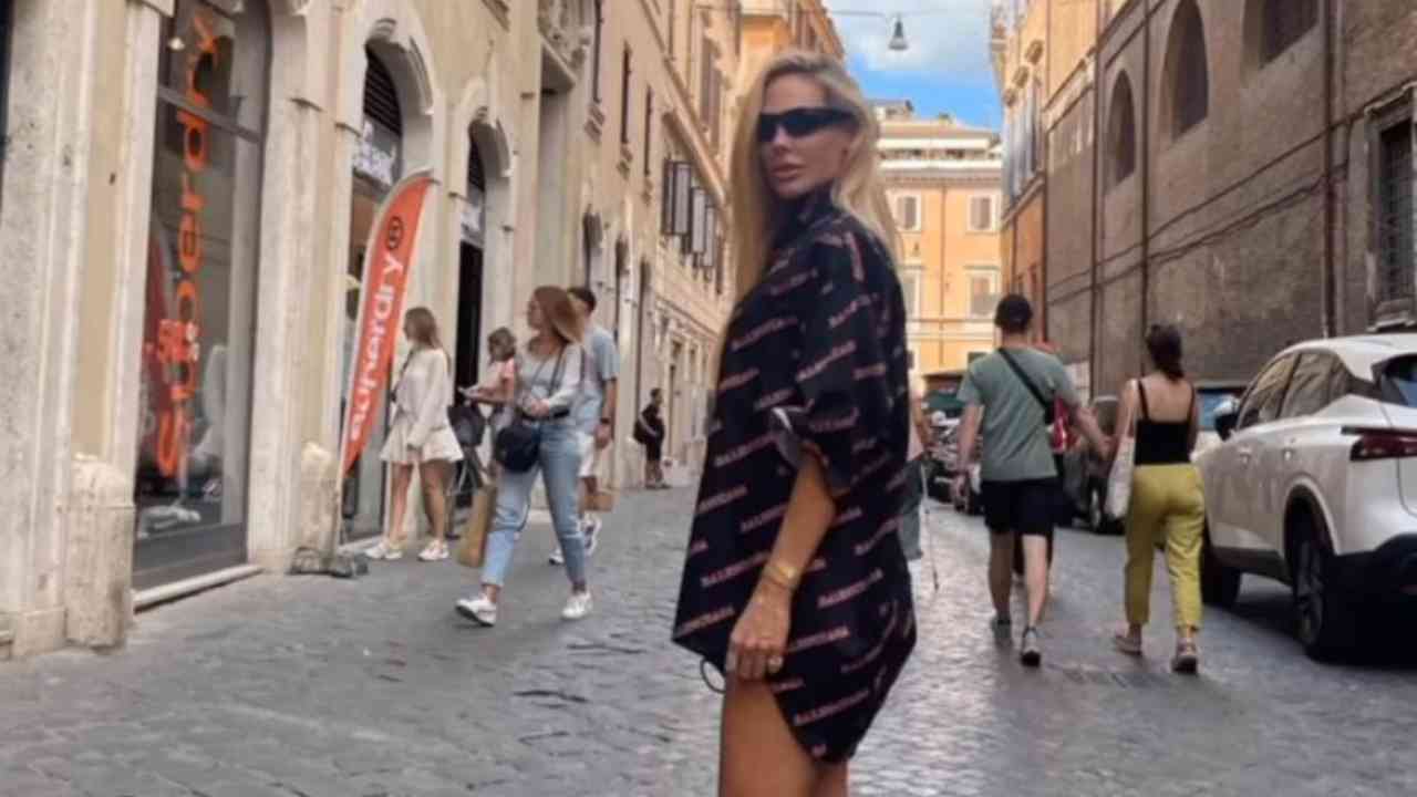 Ilary Blasi vita da single