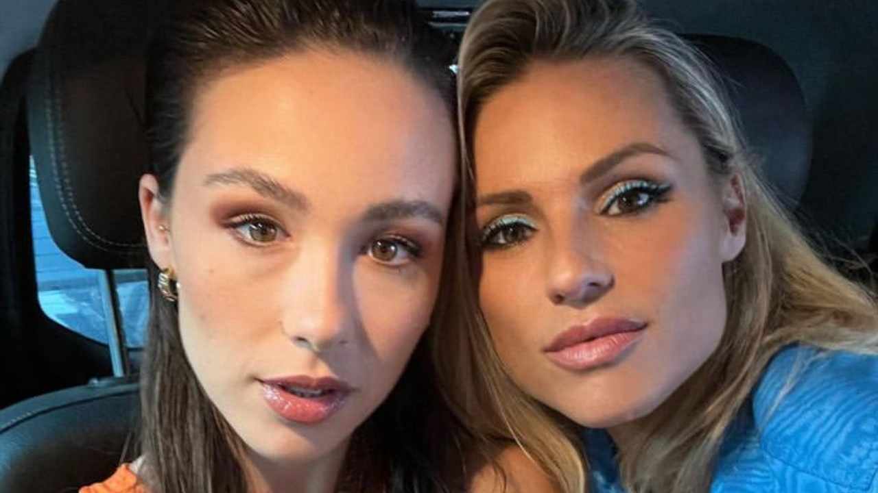 Aurora Ramazzotti incinta reazione Michelle Hunziker