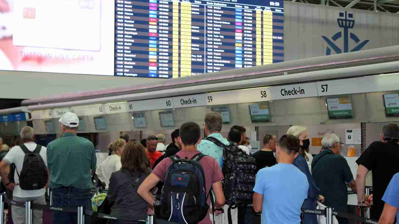 Nuovo aeroporto nel nostro paese