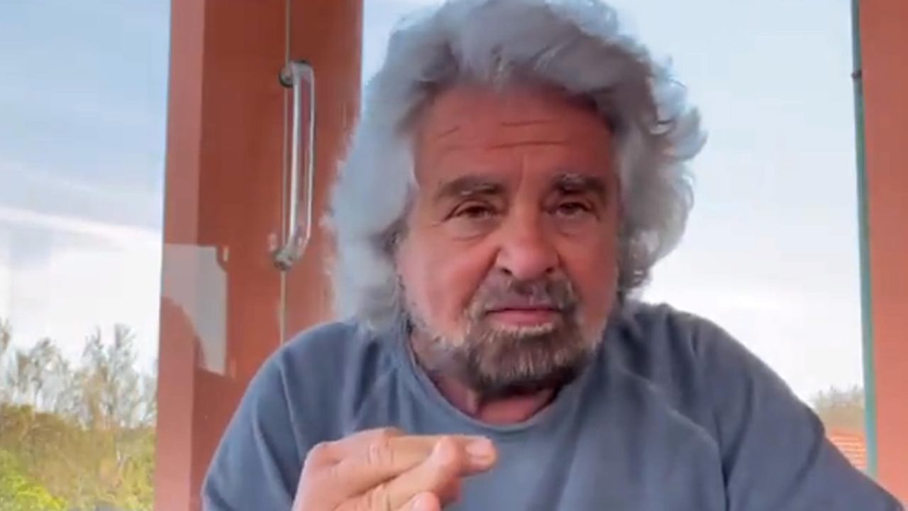 Bufera attorno al leader del M5S, Beppe Grillo