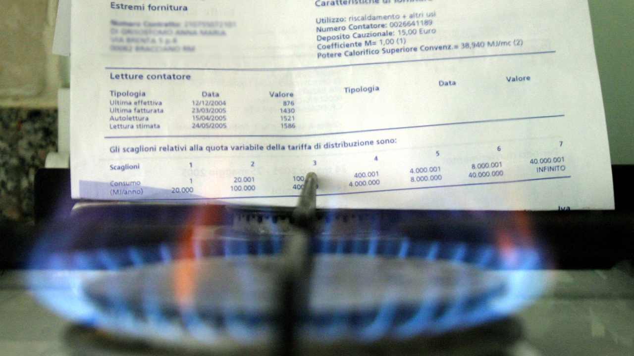 Italiani in crisi: il gas preoccupa