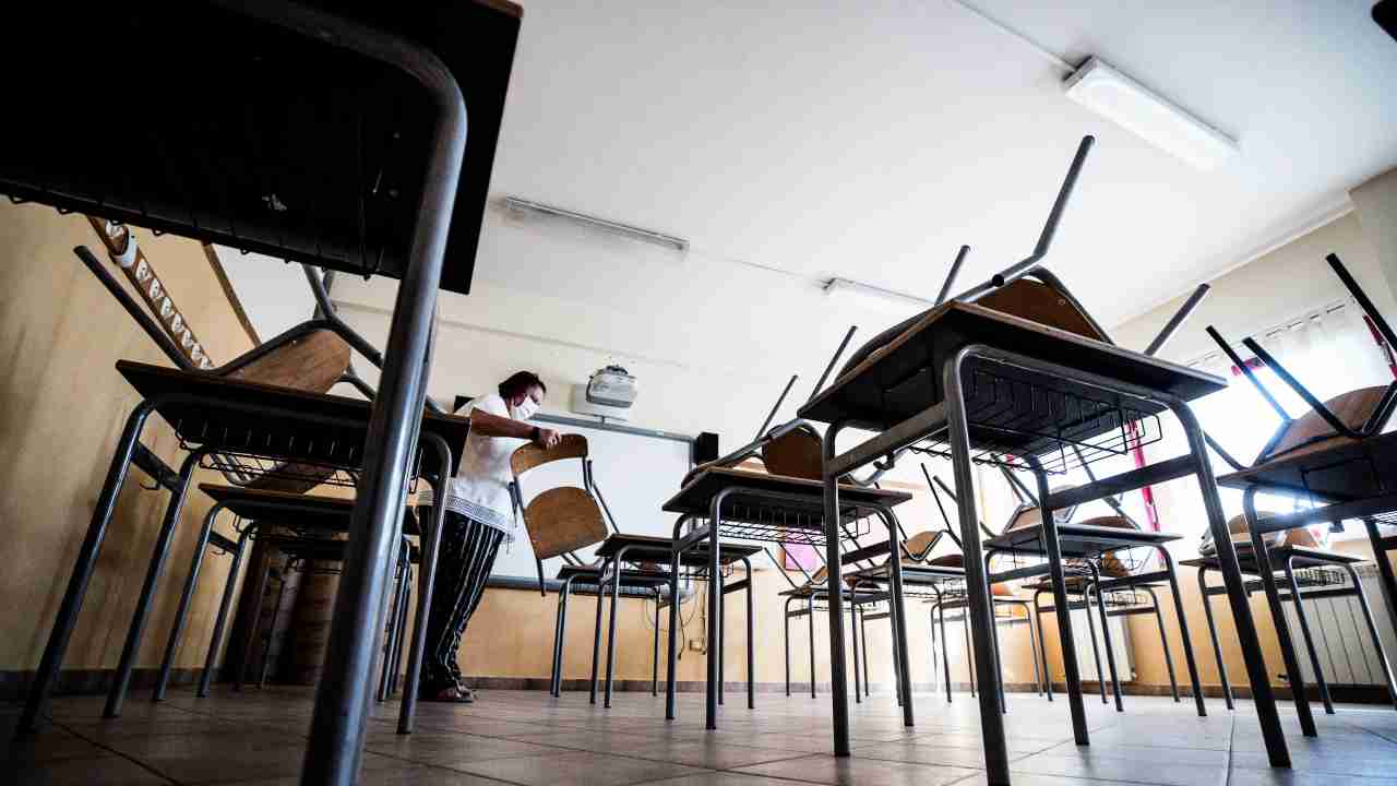 Scandalo a scuola, relazione tra docente e alunna