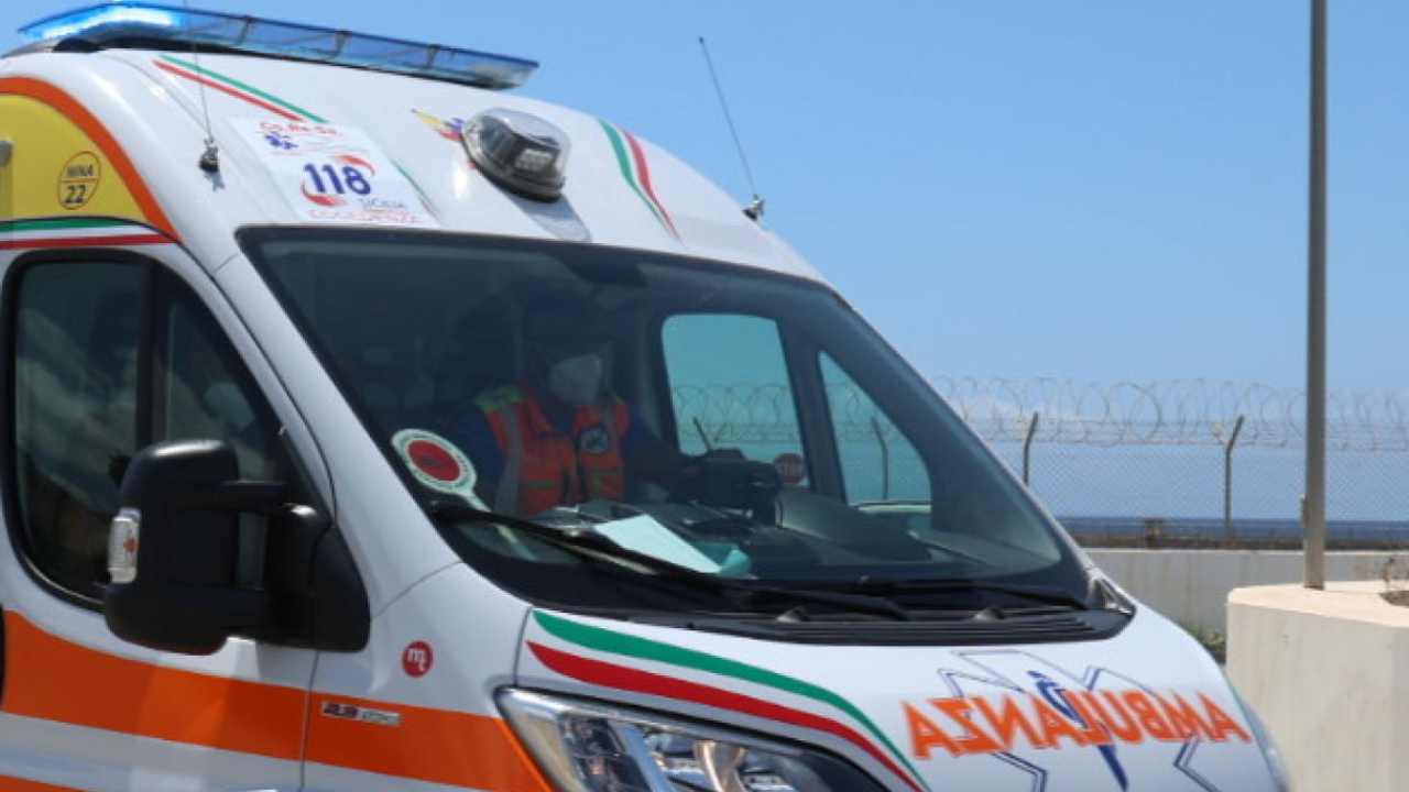 Giovane morto dopo incidente sulla sua moto