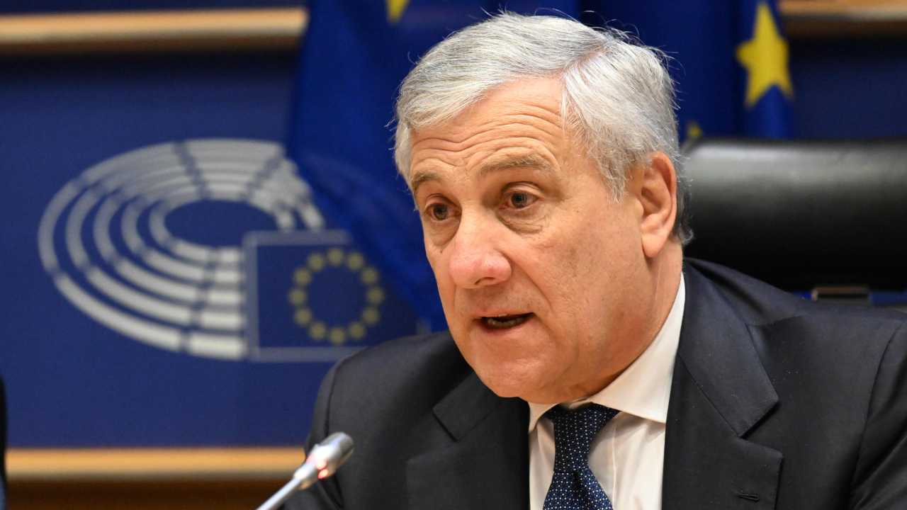 Antonio Tajani sulle Ong ed i rapporti con la Francia