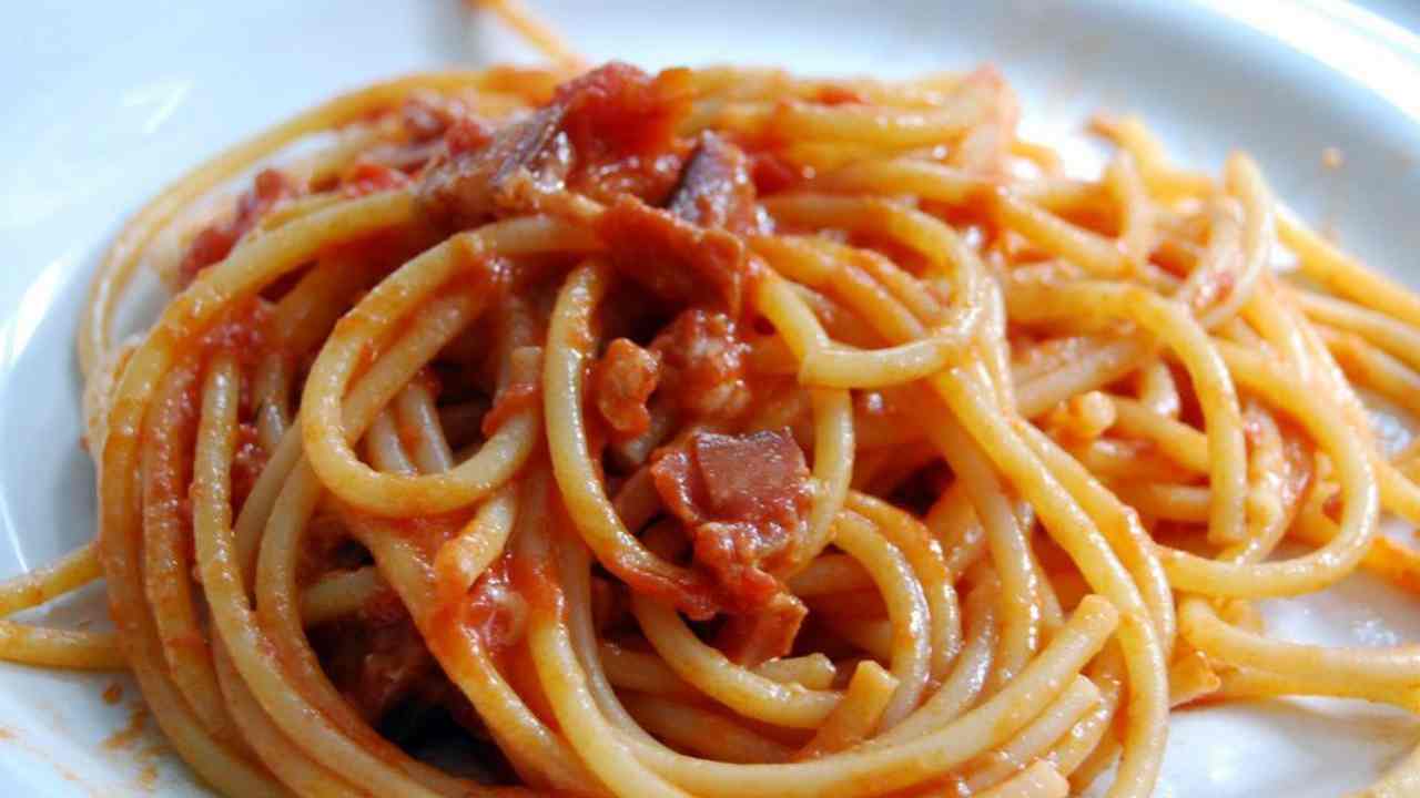 Bucatini amatriciana