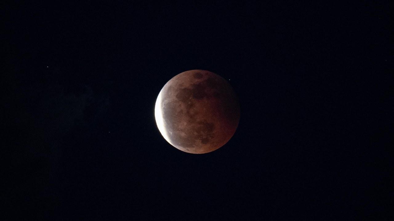 Eclissi lunare, a che ora si è vista in Italia