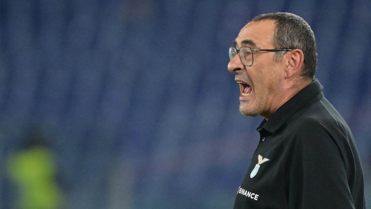 Maurizio Sarri duro in conferenza stampa