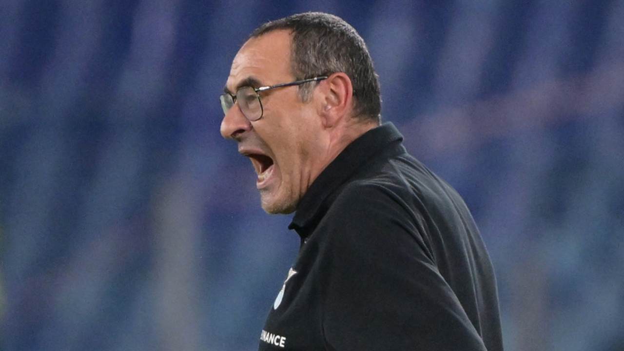 Maurizio Sarri sbotta in conferenza stampa