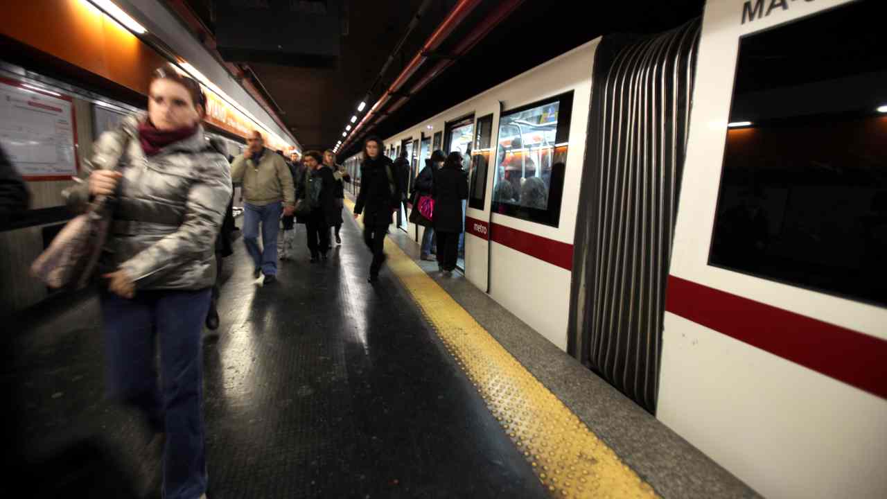 Paura nella metro di Roma