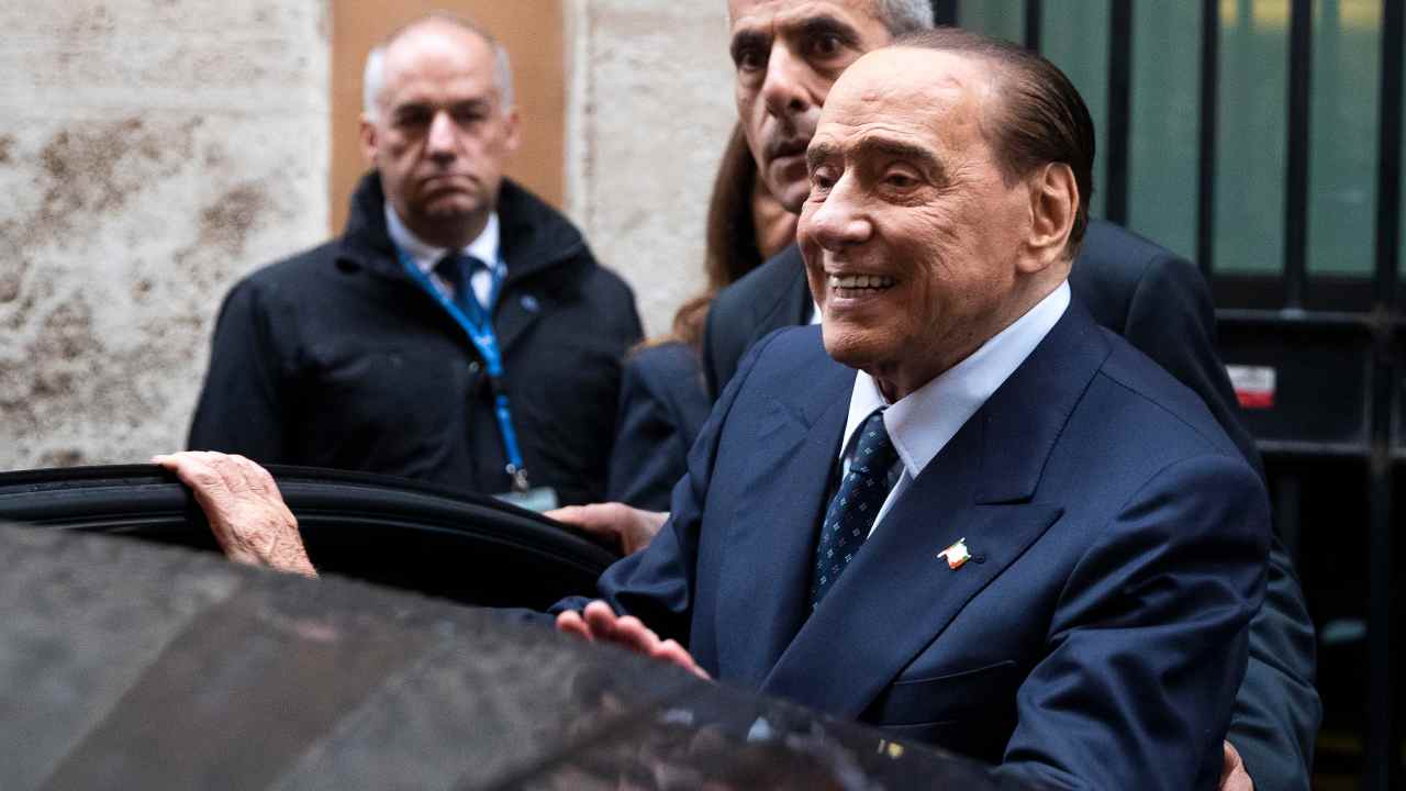 Berlusconi vertice FI