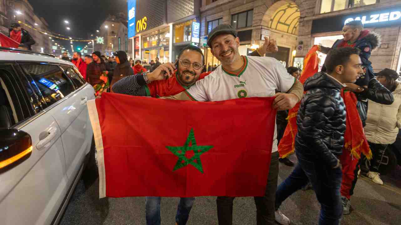 Milano in festa per il Marocco agli ottavi