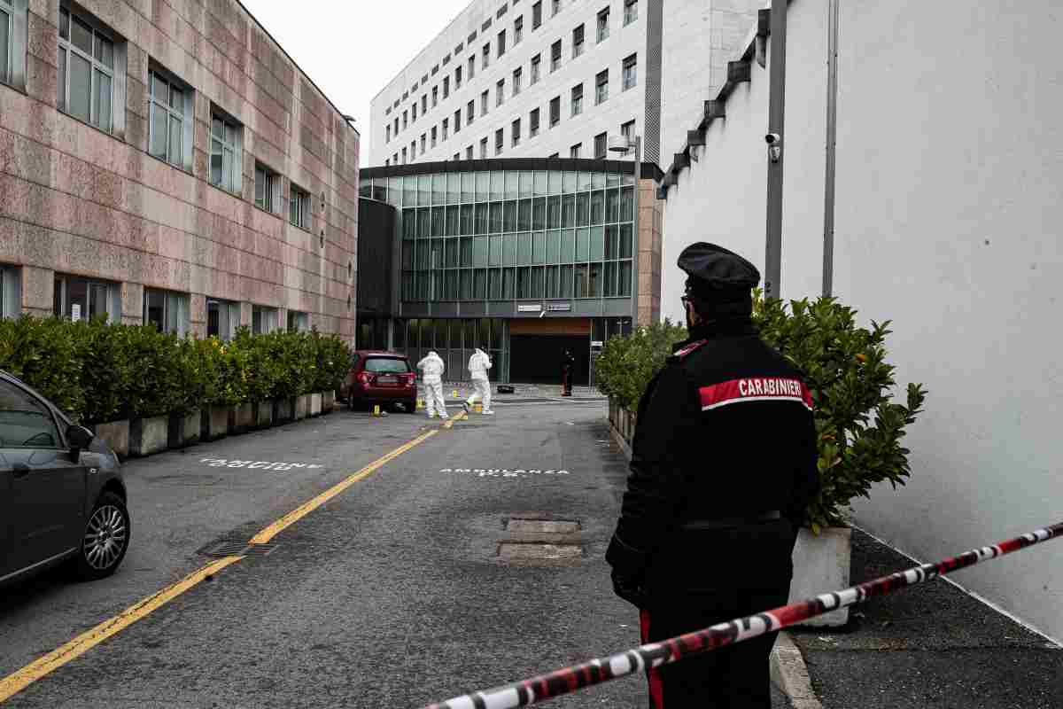 Morto il medico aggredito a Milano