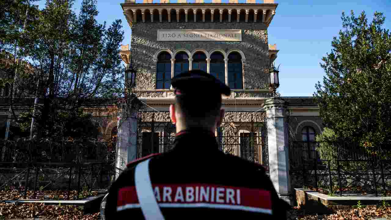 Sparatoria a Roma, parla l'uomo che ha fermato il killer